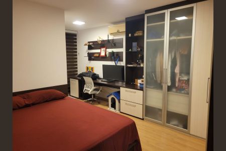 Apartamento à venda com 3 quartos, 180m² em Itaipu, Niterói