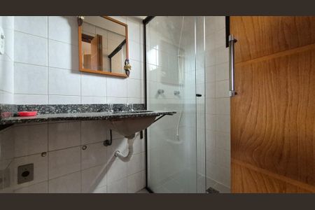 Apartamento para alugar com 72m², 3 quartos e 1 vaga Apartamento para alugar com 72m², 3 quartos e 1 vagaBanheiro da suíte