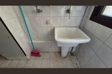 Apartamento para alugar com 72m², 3 quartos e 1 vaga Apartamento para alugar com 72m², 3 quartos e 1 vagaLavanderia