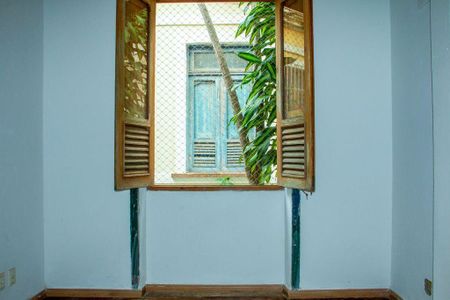 Casa à venda com 4 quartos, 225m² em Ingá, Niterói