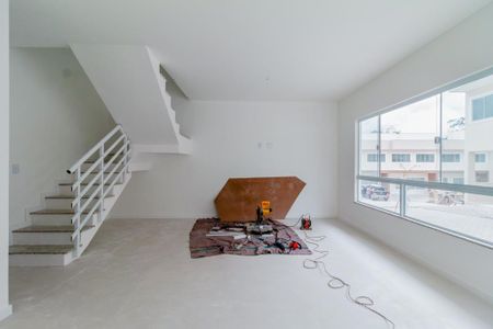 Casa à venda com 3 quartos, 104m² em Engenho do Mato, Niterói