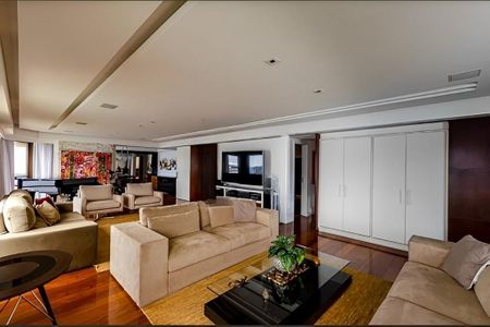 Apartamento à venda com 4 quartos, 480m² em Ingá, Niterói