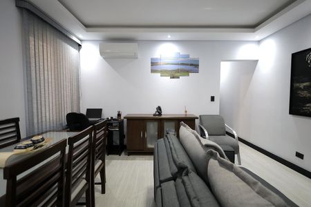 Apartamento para alugar com 120m², 3 quartos e 1 vagaSala