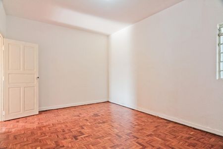 Casa para alugar com 180m², 3 quartos e 4 vagas Casa para alugar com 180m², 3 quartos e 4 vagasQuarto 1