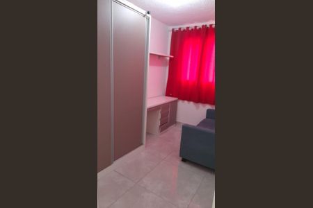 Quarto de apartamento para alugar com 2 quartos, 45m² em Jardim Jasmim, Nova Iguaçu