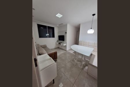 Sala de apartamento para alugar com 2 quartos, 45m² em Jardim Jasmim, Nova Iguaçu