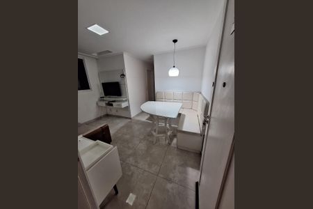 Sala de apartamento para alugar com 2 quartos, 45m² em Jardim Jasmim, Nova Iguaçu