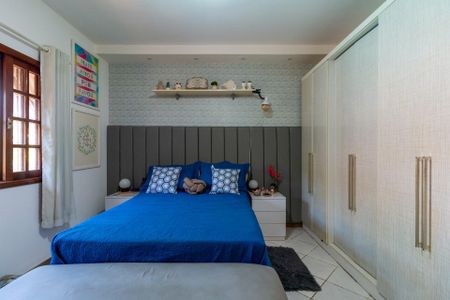 Casa à venda com 3 quartos, 450m² em Serra Grande, Niterói