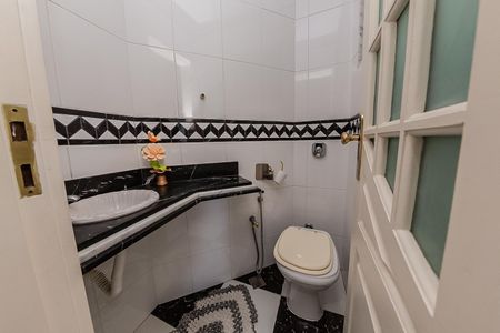 Casa à venda com 3 quartos, 140m² em Itaipu, Niterói