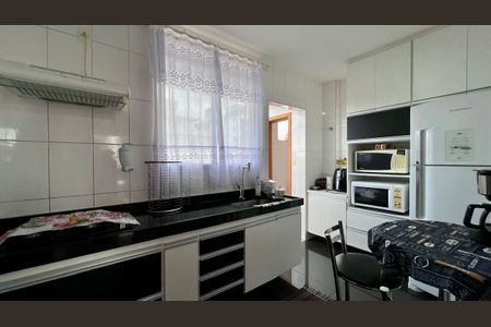 Apartamento à venda com 82m², 3 quartos e 2 vagascozinha