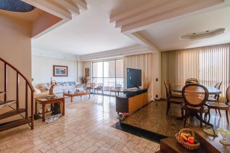 Apartamento à venda com 4 quartos, 320m² em Ingá, Niterói