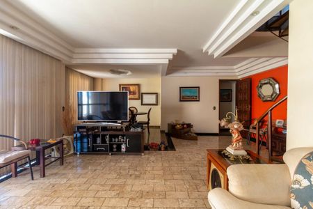 Apartamento à venda com 4 quartos, 320m² em Ingá, Niterói