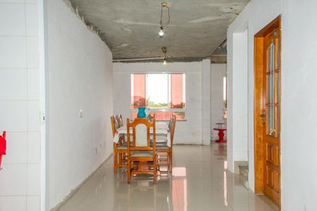 Casa à venda com 4 quartos, 262m² em Camboinhas, Niterói