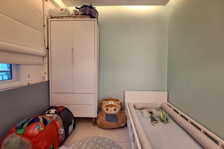 Apartamento à venda com 115m², 3 quartos e 2 vagasQuarto 2