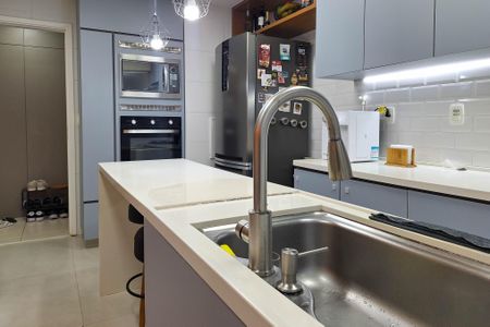 Apartamento à venda com 115m², 3 quartos e 2 vagasCozinha