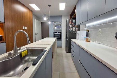 Apartamento à venda com 115m², 3 quartos e 2 vagasCozinha