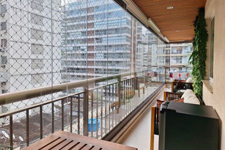 Apartamento à venda com 115m², 3 quartos e 2 vagasVaranda da Sala