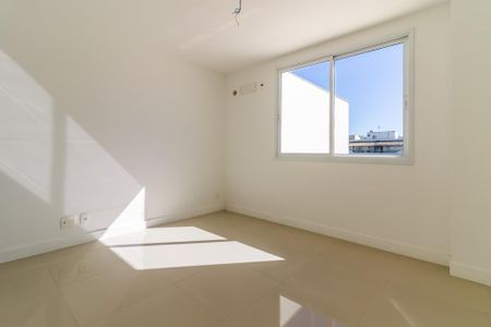 Apartamento à venda com 1 quarto, 212m² em Recreio dos Bandeirantes, Rio de Janeiro