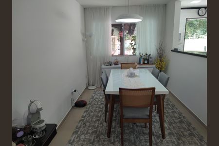 Casa à venda com 3 quartos, 300m² em Vargem Grande, Rio de Janeiro