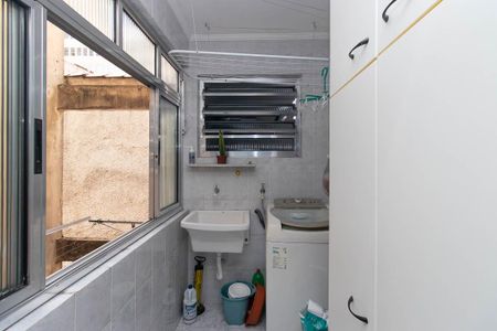 Apartamento à venda com 52m², 2 quartos e 1 vagaCozinha e Área de Serviço
