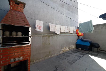 Casa à venda com 165m², 4 quartos e 2 vagas