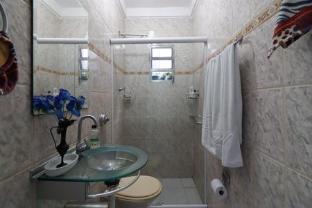 Casa à venda com 165m², 4 quartos e 2 vagas