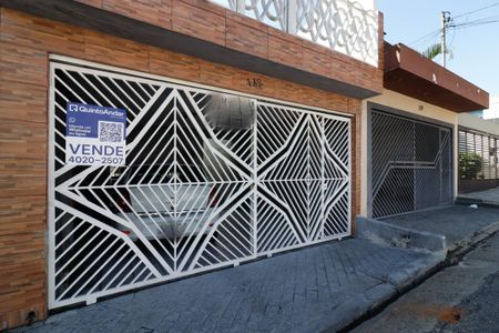 Casa à venda com 165m², 4 quartos e 2 vagas