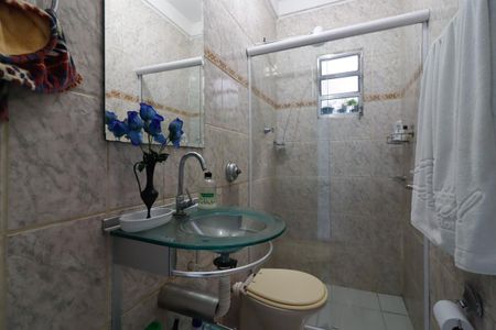Casa à venda com 165m², 4 quartos e 2 vagas