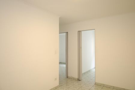 Sala de apartamento para alugar com 1 quarto, 52m² em Vila Carmosina, São Paulo