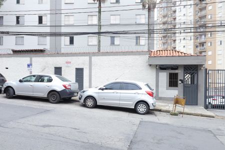 Apartamento para alugar com 52m², 1 quarto e 1 vagaFachada do condomínio - Placa instalada na fachada do condomínio - Código da placa: YIXW-1738