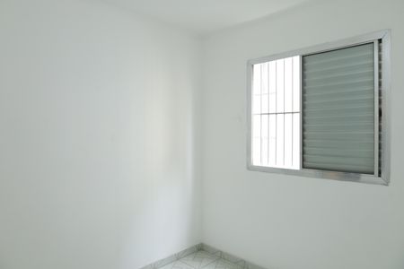 Quarto 1 de apartamento para alugar com 1 quarto, 52m² em Vila Carmosina, São Paulo