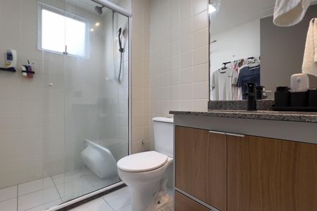Banheiro de apartamento para alugar com 2 quartos, 50m² em Vila Endres, Guarulhos