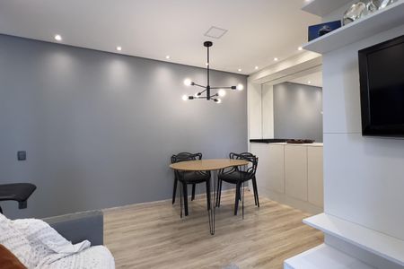 Sala de apartamento para alugar com 2 quartos, 50m² em Vila Endres, Guarulhos