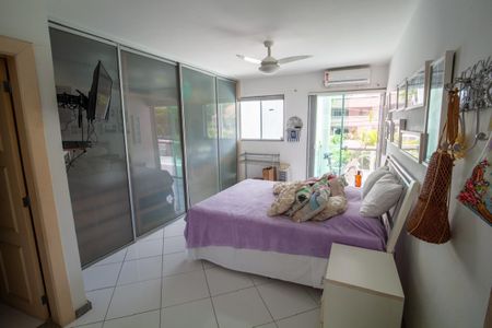 Casa à venda com 4 quartos, 200m² em Recreio dos Bandeirantes, Rio de Janeiro