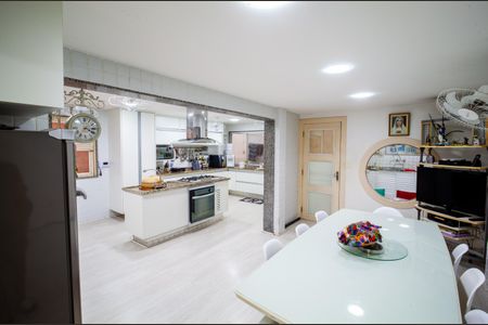 Casa à venda com 4 quartos, 200m² em Recreio dos Bandeirantes, Rio de Janeiro