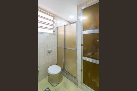 Casa à venda com 157m², 5 quartos e 3 vagas Casa à venda com 157m², 5 quartos e 3 vagasBanheiro 2