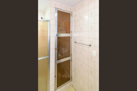 Casa à venda com 157m², 5 quartos e 3 vagas Casa à venda com 157m², 5 quartos e 3 vagasBanheiro 2