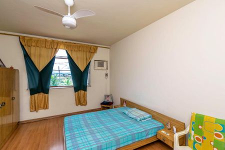 Casa à venda com 157m², 5 quartos e 3 vagas Casa à venda com 157m², 5 quartos e 3 vagasQuarto 1