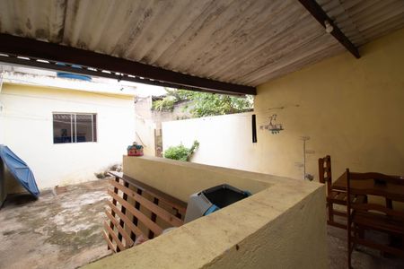 Casa à venda com 270m², 2 quartos e 1 vagaÁrea externa