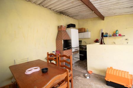 Casa à venda com 270m², 2 quartos e 1 vagaÁrea externa