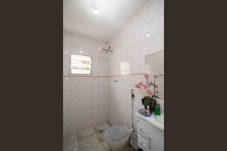 Casa à venda com 270m², 2 quartos e 1 vagaBanheiro 1