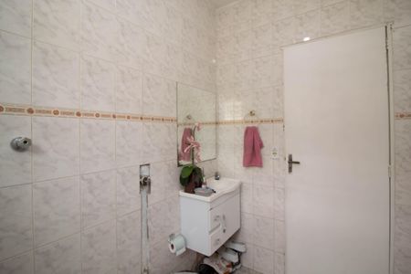 Casa à venda com 270m², 2 quartos e 1 vagaBanheiro 1