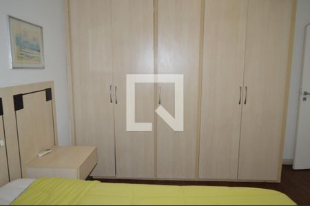 Casa à venda com 630m², 5 quartos e 6 vagasSuíte 1