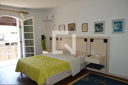 Casa à venda com 630m², 5 quartos e 6 vagasSuíte 2