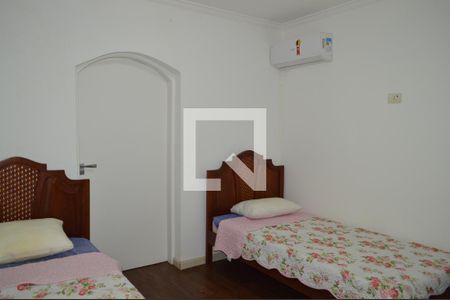 Casa à venda com 630m², 5 quartos e 6 vagasSuíte 3