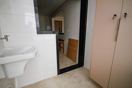 Apartamento para alugar com 81m², 2 quartos e 2 vagas