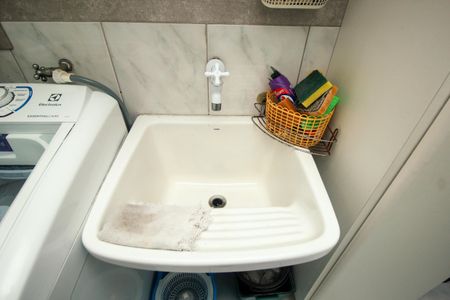 Apartamento à venda com 84m², 3 quartos e 1 vagaÁrea de Serviço