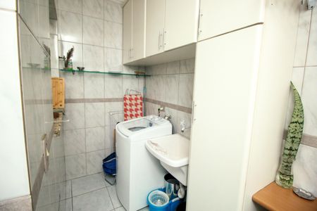 Apartamento à venda com 84m², 3 quartos e 1 vagaÁrea de Serviço