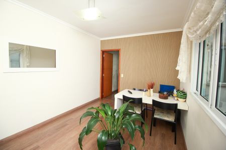 Sala de apartamento à venda com 3 quartos, 84m² em Vila Homero Thon, Santo André