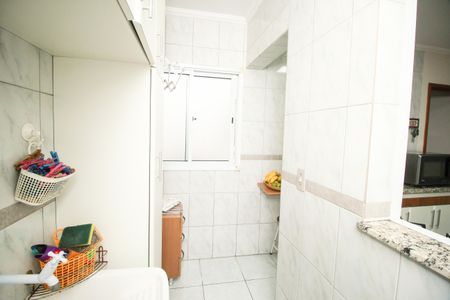 Apartamento à venda com 84m², 3 quartos e 1 vagaÁrea de Serviço